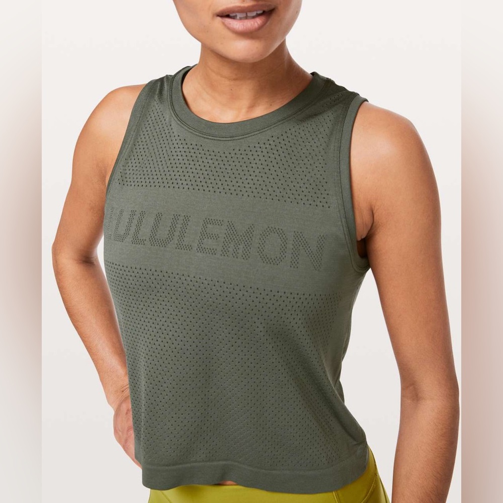 Lululemon Breeze By Muscle Crop Tank *lululemon
Grey Sage W1BCHS | 16” PTP